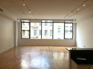 10 Murray St, New York, NY 10007