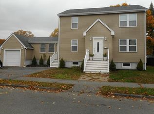 3 Hunt St, Peabody, MA 01960