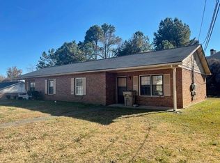 112 Evergreen Trl, Cartersville, GA 30121