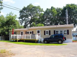13 Horseshoe Dr, Shelton, CT 06484