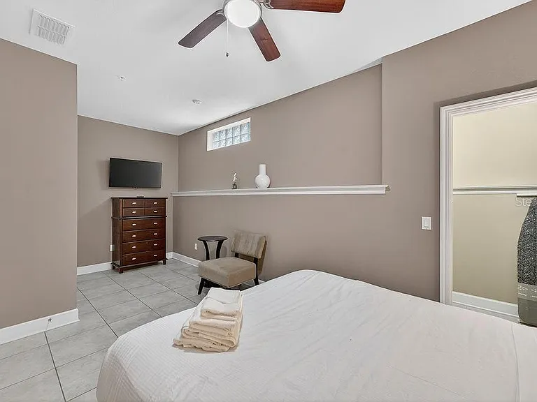 14525 Damai Ln #14525 — Photo 35