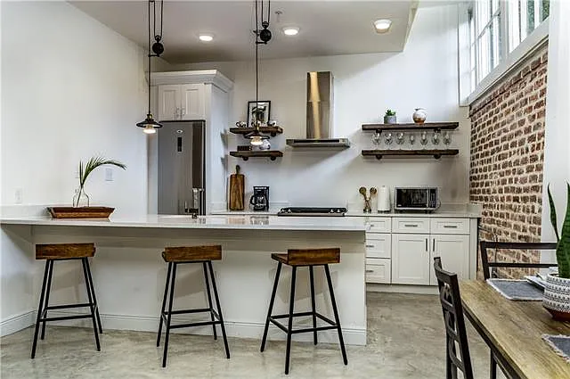 1212 N Rampart St #101 — Photo 14