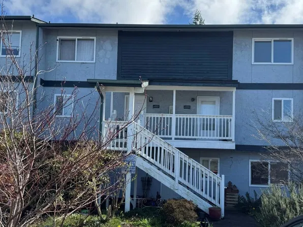 8823 Holly Drive #H204, Everett, WA 98208