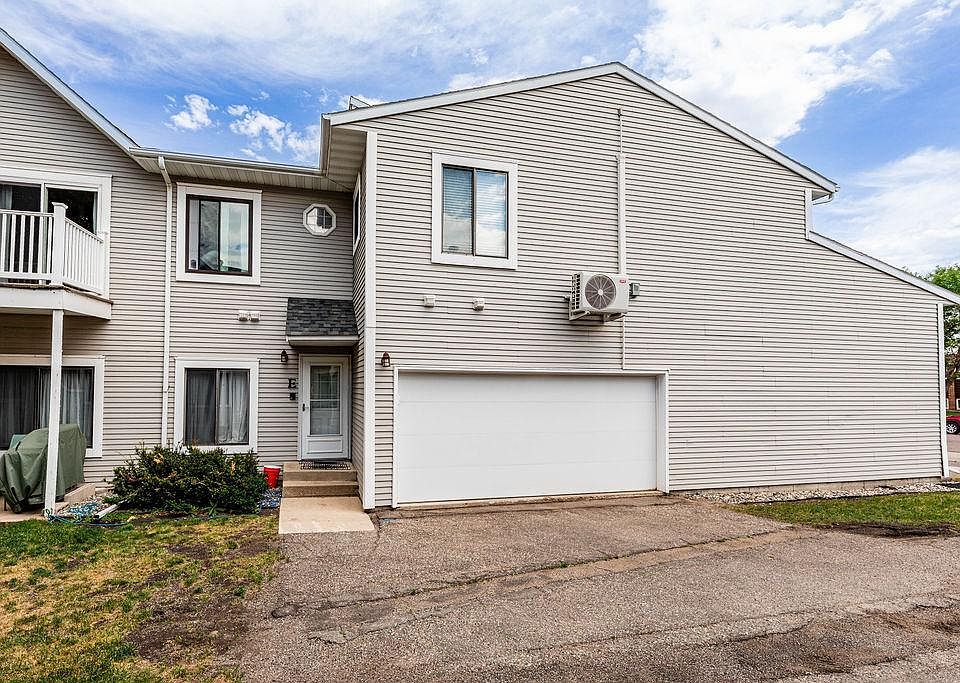 1st image of 3311 15th Ave S APT E