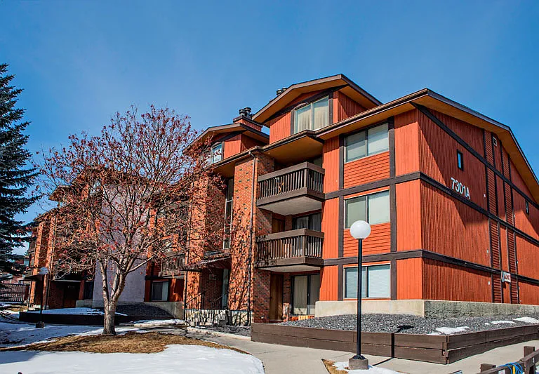 7301 4a St SW — Photo 24