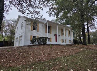 641 Olde Towne Ln, Alabaster, AL 35007