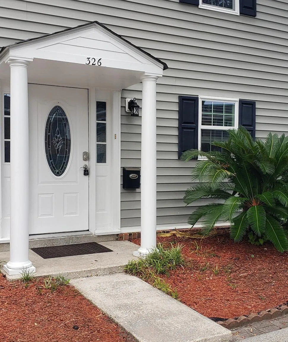 3 bed, 3.0 bath, 1408 sqft, $3,000 — Photo 1