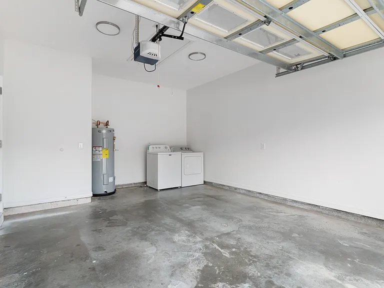 2031 Presidio St #2029 — Photo 20