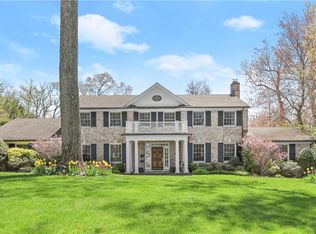 10 Overlook Rd, Scarsdale, NY 10583