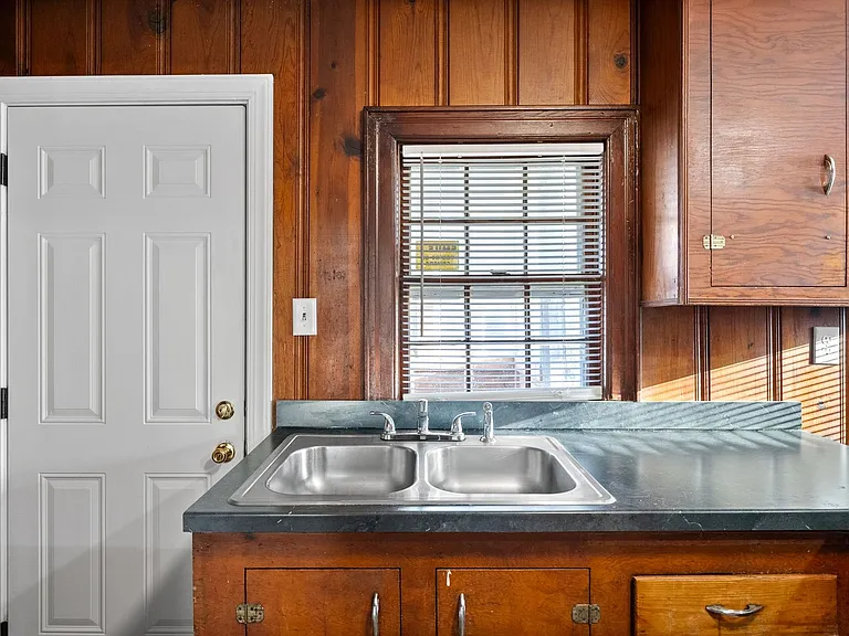 1473 Golf Club Ln — Photo 10