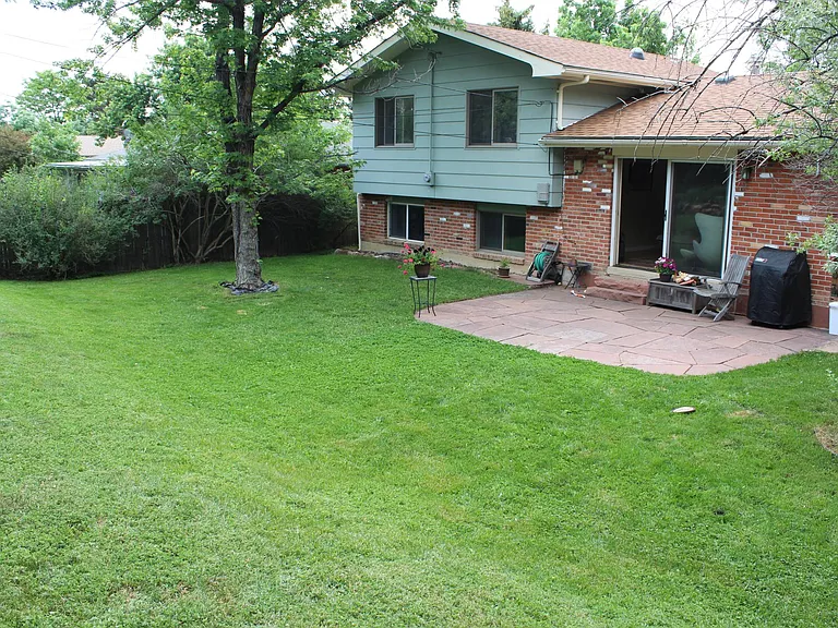 505 Hartford Dr — Photo 10