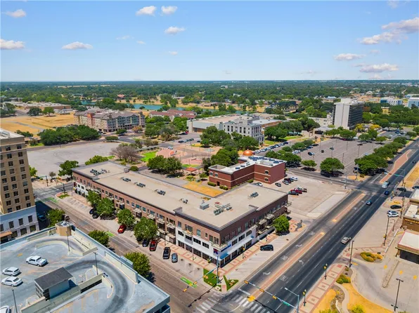 330 Austin Ave APT 209, Waco, TX 76701
