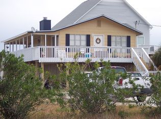 327 Wing St, Eastpoint, FL 32328