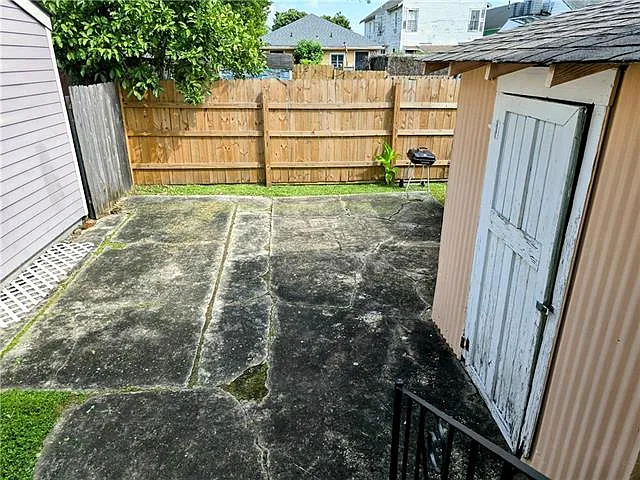 2915 Carondelet St — Photo 14
