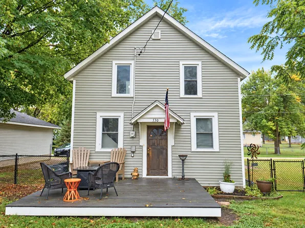 530 4th St, Green Isle, MN 55338