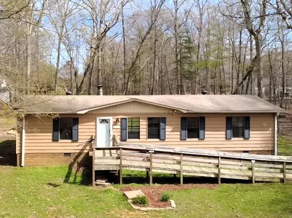 2911 Maple Ave, Efland, NC 27243