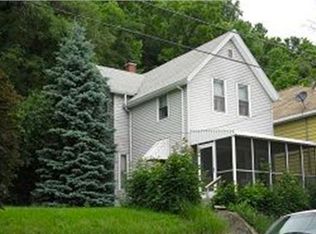 2053 Lincoln Ave, Dubuque, IA 52001