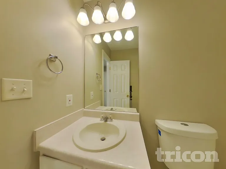 621 Southern Trace Xing — Photo 13