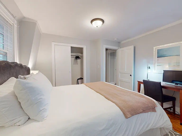 16 Linder Ter — Photo 9