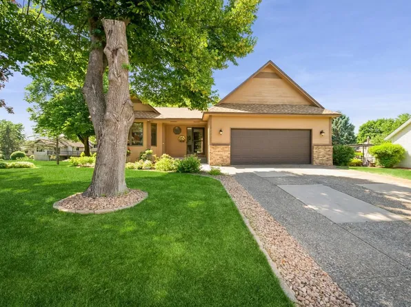8891 Montegue Ter, Minneapolis, MN 55443