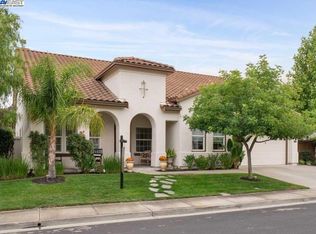 960 Maplegate Ct, Concord, CA 94521