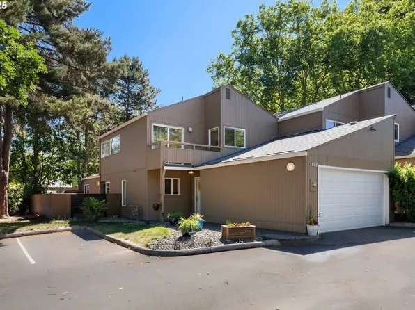 1882 NW Shorewood Ct, Beaverton, OR 97006