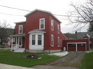 32 Front St, Marathon, NY 13803