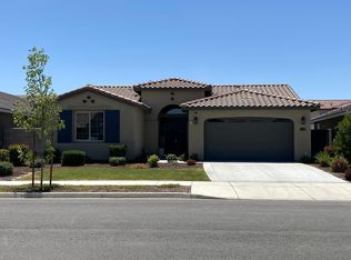 11529 Hollybrook Ln, Bakersfield, CA 93311