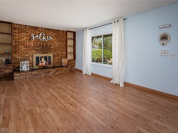 4th image of 4641 Montebello Ave
