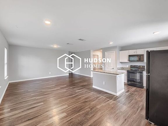 4th image of 9405 Caddo Rd