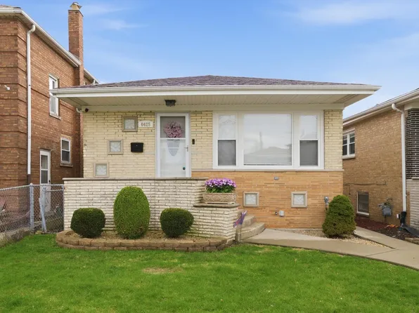 6425 W 64th St, Chicago, IL 60638