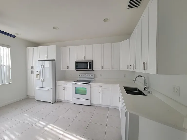 3103 Anthem Way — Photo 6