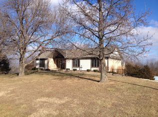 24350 126th St, Leavenworth, KS 66048