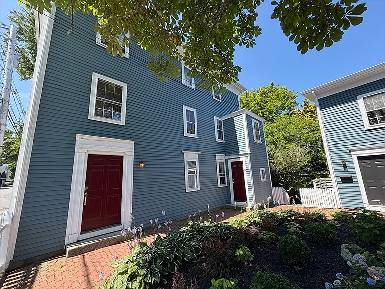 51 Elm St #2 — Photo 2