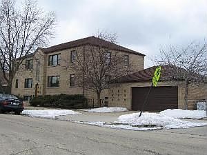 1st image of 6400 N Oak Park Ave