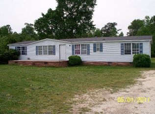 104 Laura Ave, Princeton, NC 27569