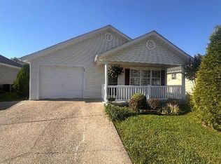 85 Palm Dr, Huntington, WV 25705
