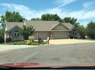634 Mickel Pkwy, Washington, IL