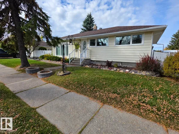 5308 48th St, Drayton Valley, AB T7A 1C2