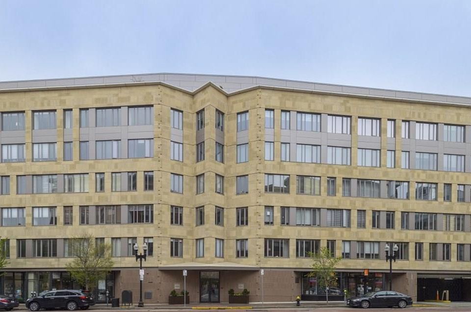 2nd image of 1313 Washington St #U32ab
