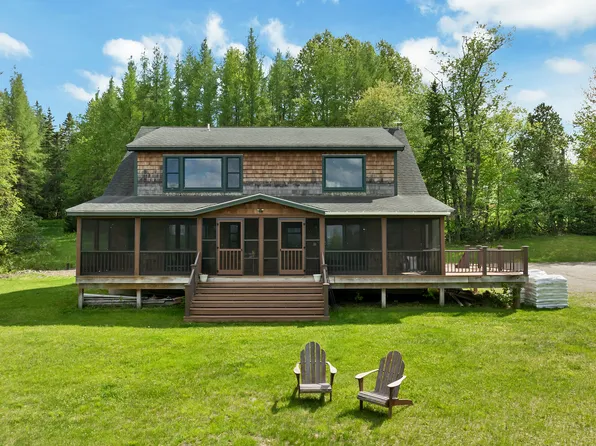 377 Titus Hill Rd, Colebrook, NH 03576