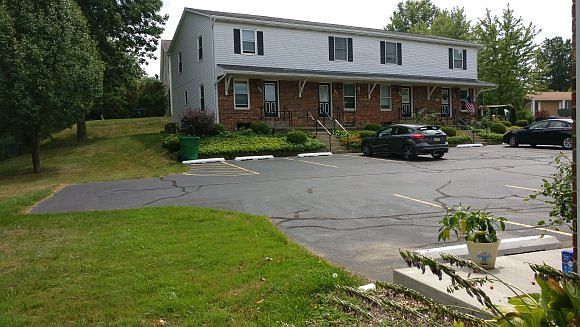 1st image of 4121 Canterbury Dr