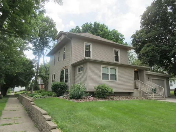 901 Sherman St, Jackson, MN 56143