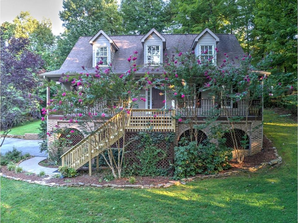 1st image of 4519 Tanglewood Dr