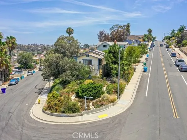5210 Roswell St, San Diego, CA 92114