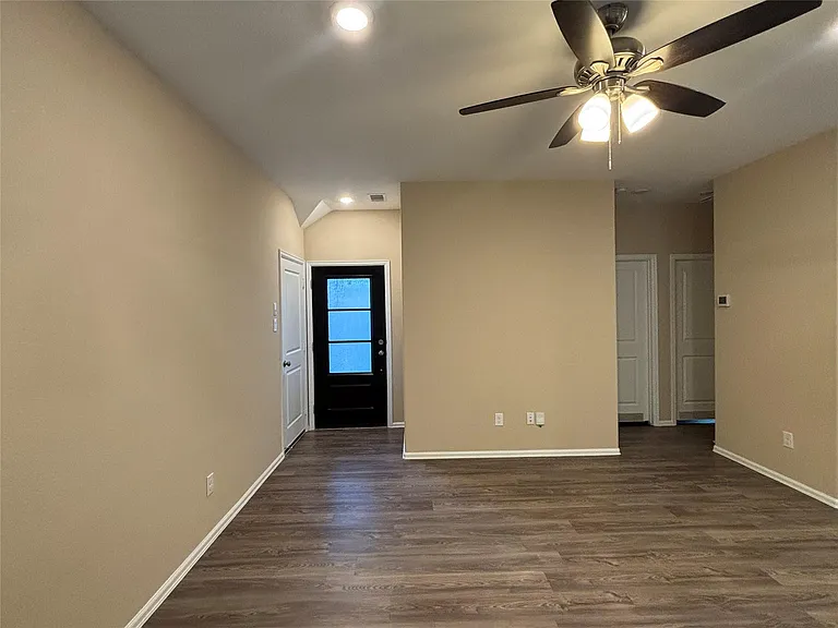 22653 Malvicino Dr — Photo 3