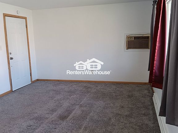 5th image of 815 12th Ave N #1