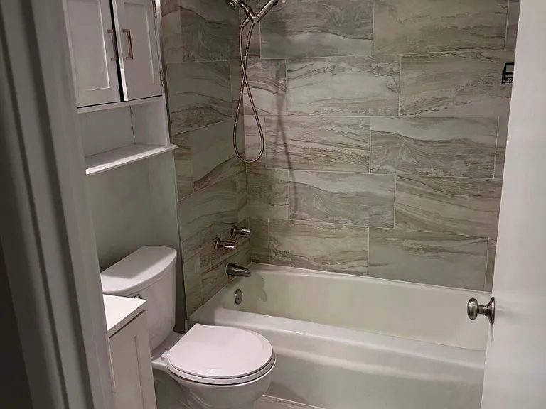 5742 N Kenmore Ave #202 — Photo 6