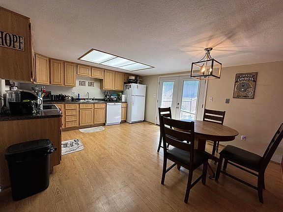 2nd image of 101 College Ct