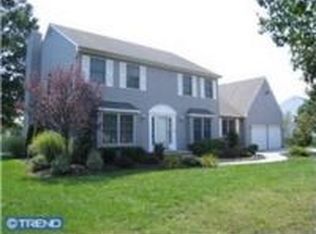 600 Apple Dr, Mullica Hill, NJ 08062